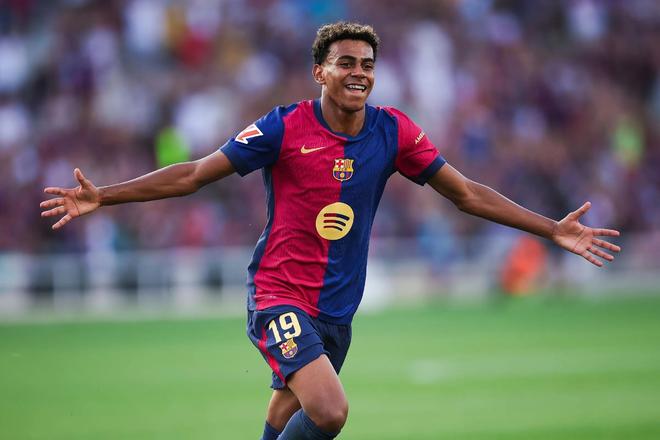 好起来了！杨瀚森造兰代尔失误后笑容满面